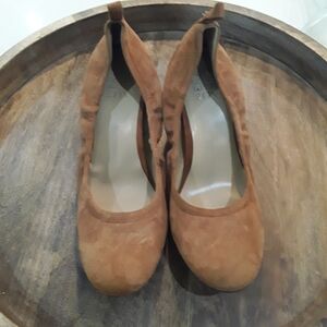 Naturalizer Brown Heels